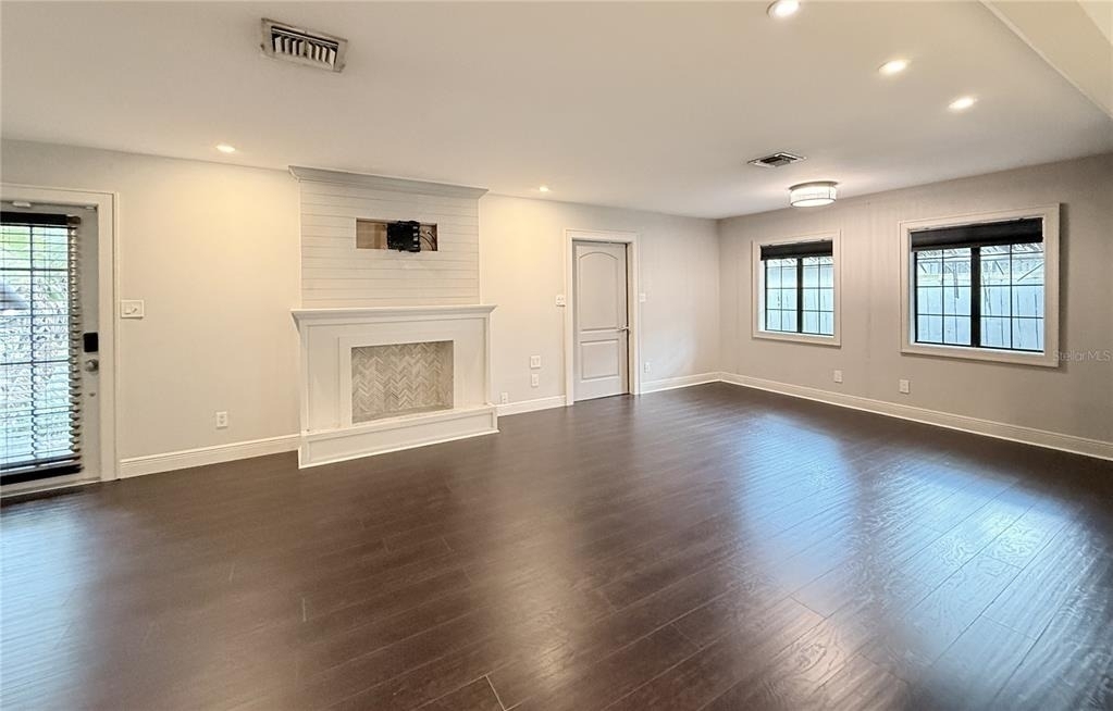 7830 46th Way N - Photo 9