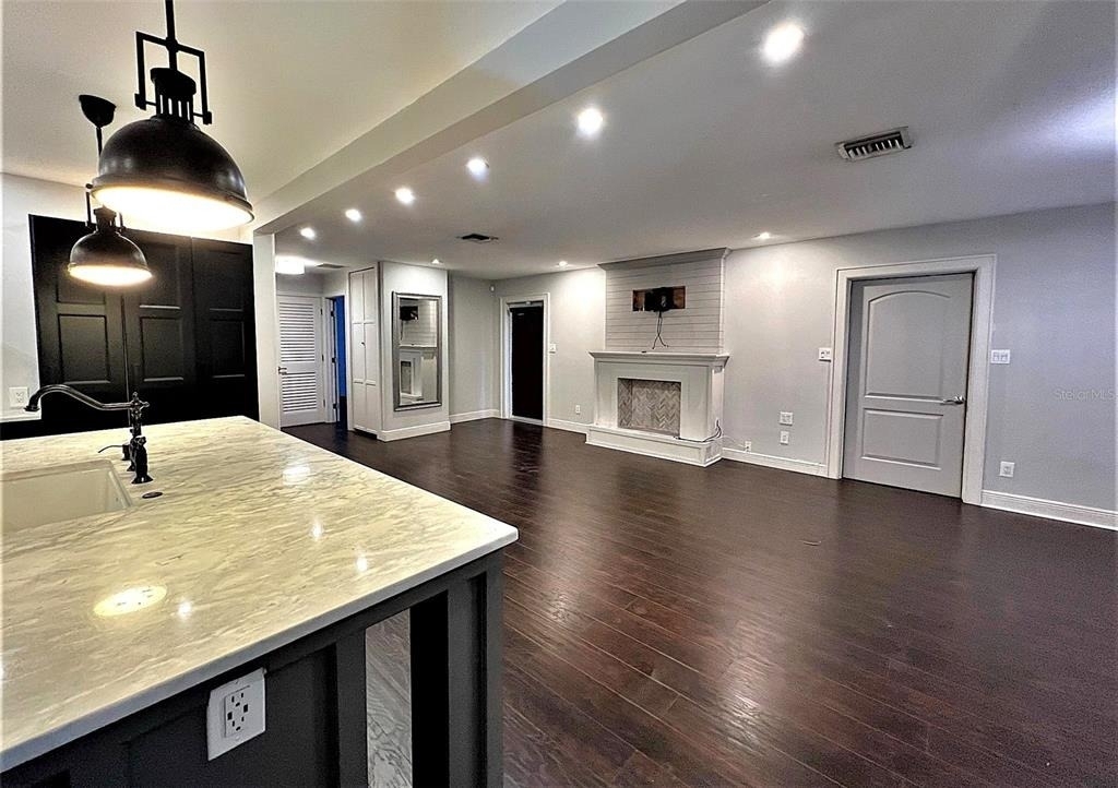 7830 46th Way N - Photo 4