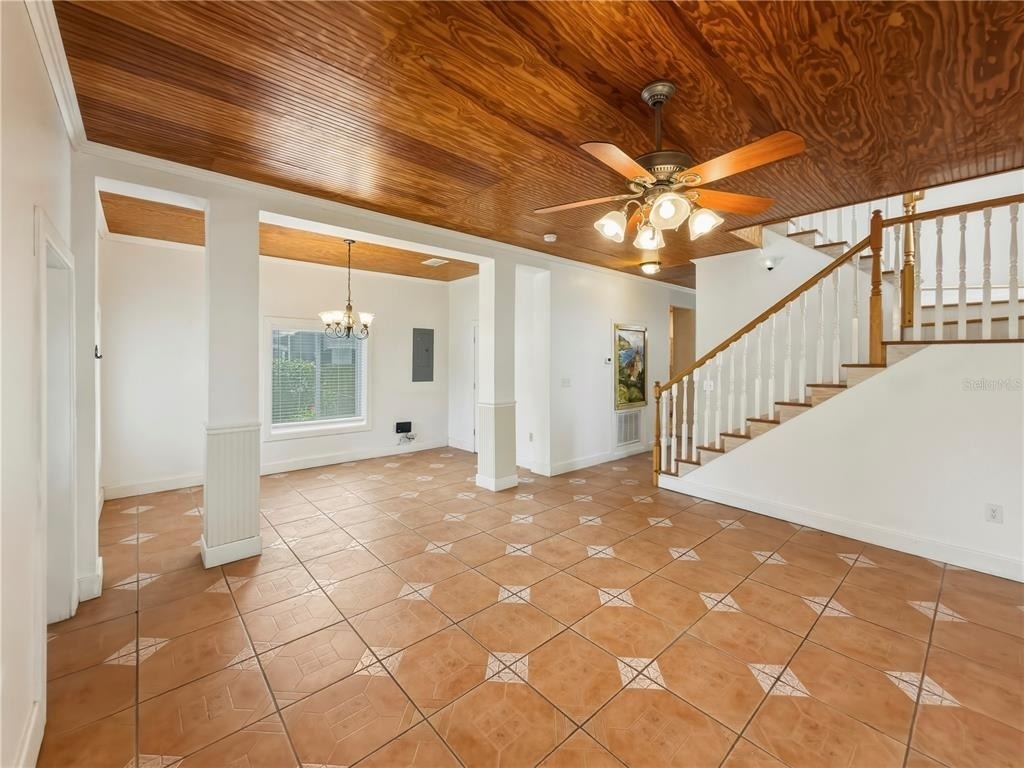 211 E 131st Avenue - Photo 4