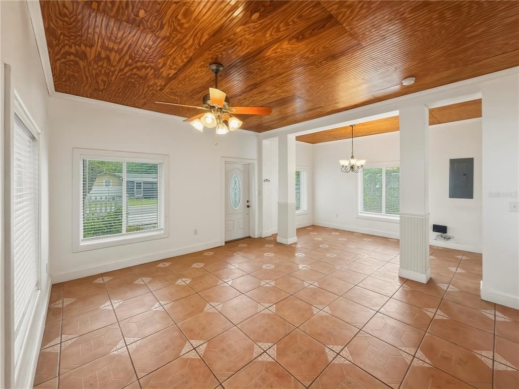 211 E 131st Avenue - Photo 6