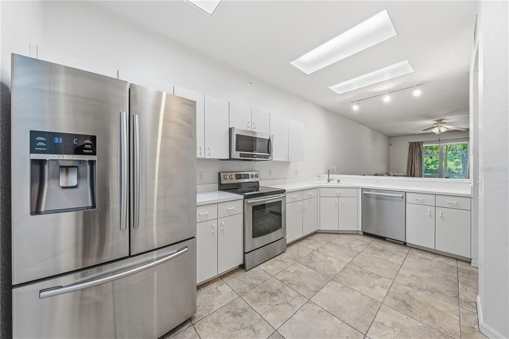 22128 Little Lagoon Court - Photo 10