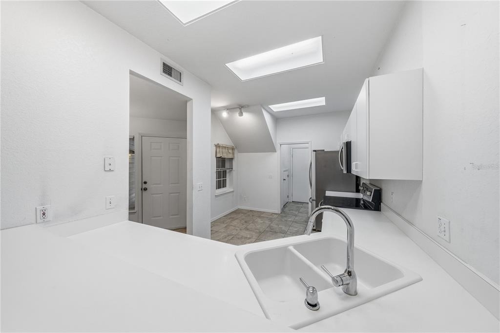 22128 Little Lagoon Court - Photo 15