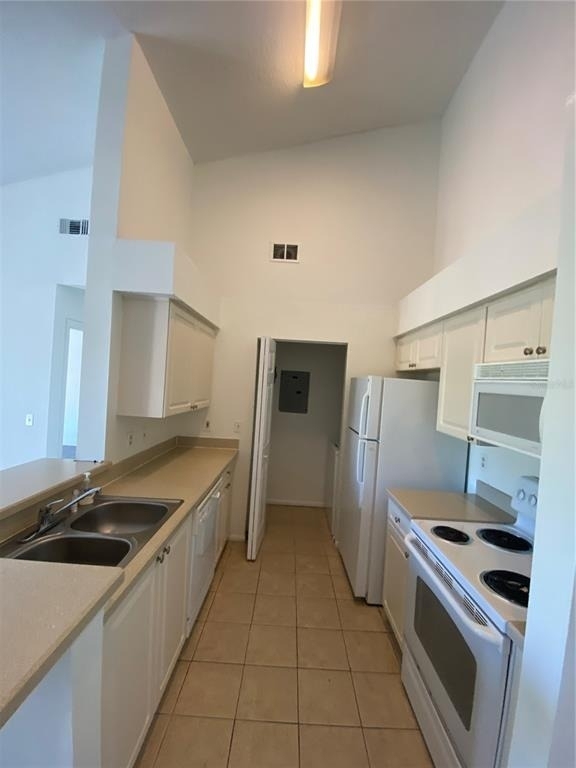 1229 Bermuda Lakes Lane - Photo 3