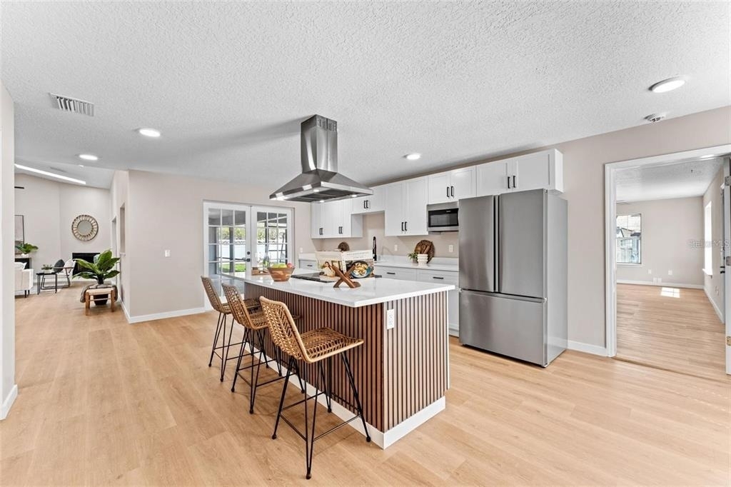5521 Oak Street - Photo 3