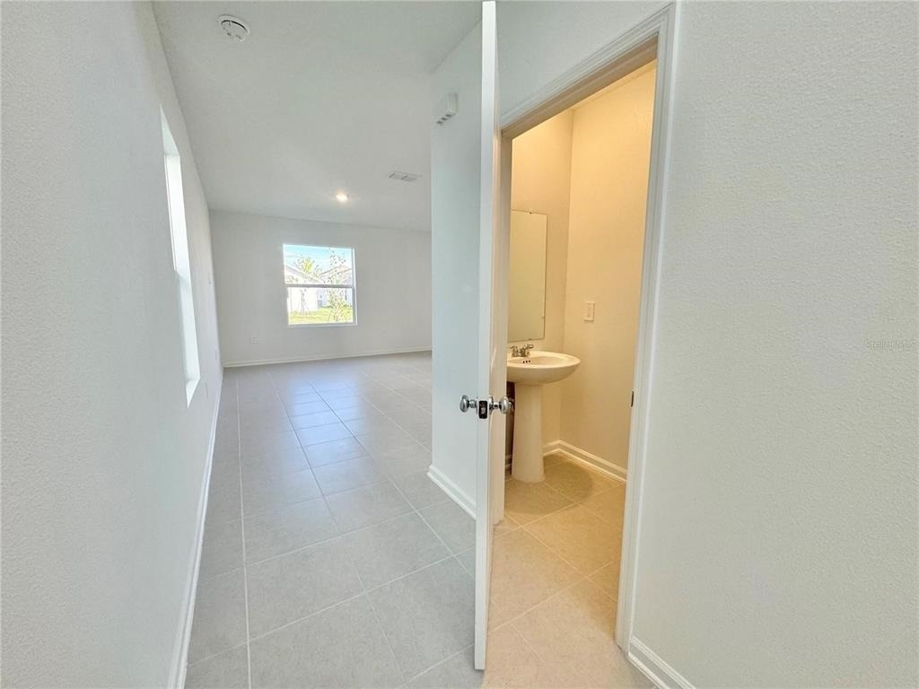 1938 Sarah Street - Photo 9