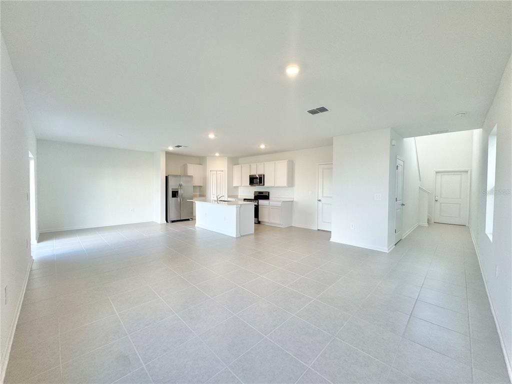 1938 Sarah Street - Photo 3