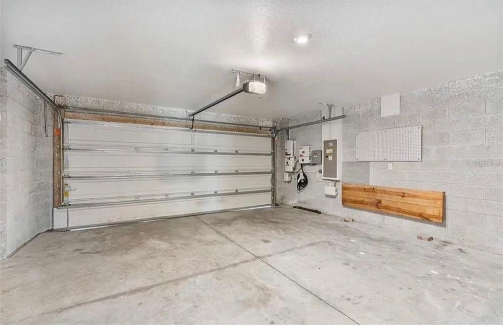 1463 Swan Court - Photo 19