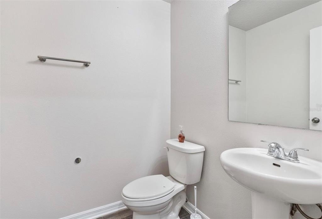 1463 Swan Court - Photo 8
