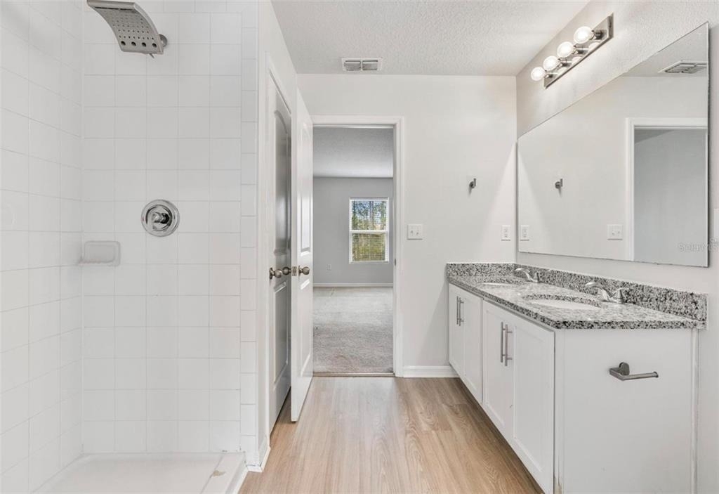 1463 Swan Court - Photo 10