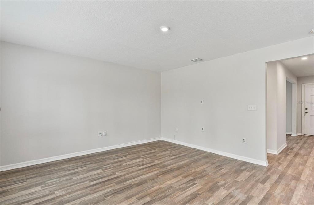 1463 Swan Court - Photo 6