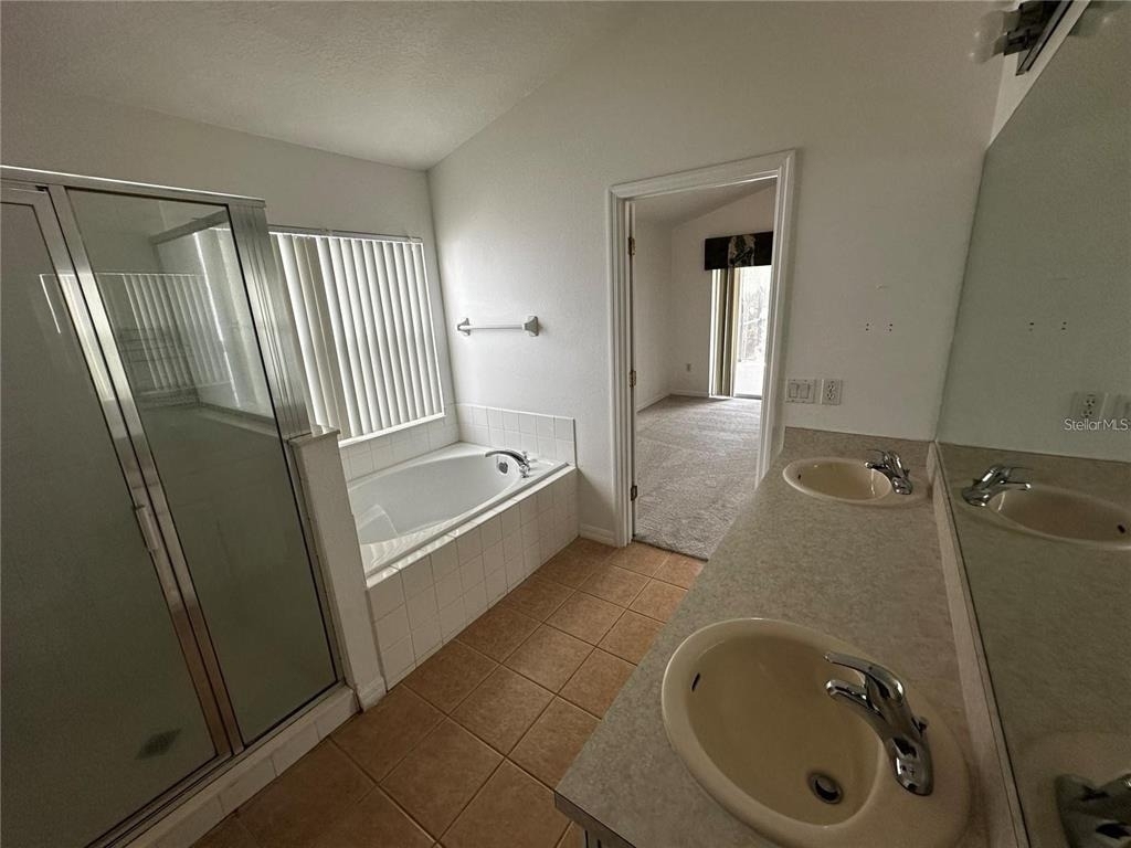 4795 Cumbrian Lakes Drive - Photo 11