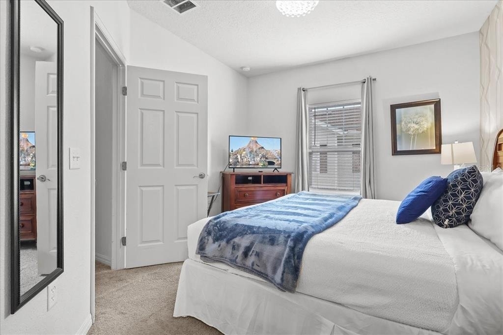 5366 Diplomat Court - Photo 15