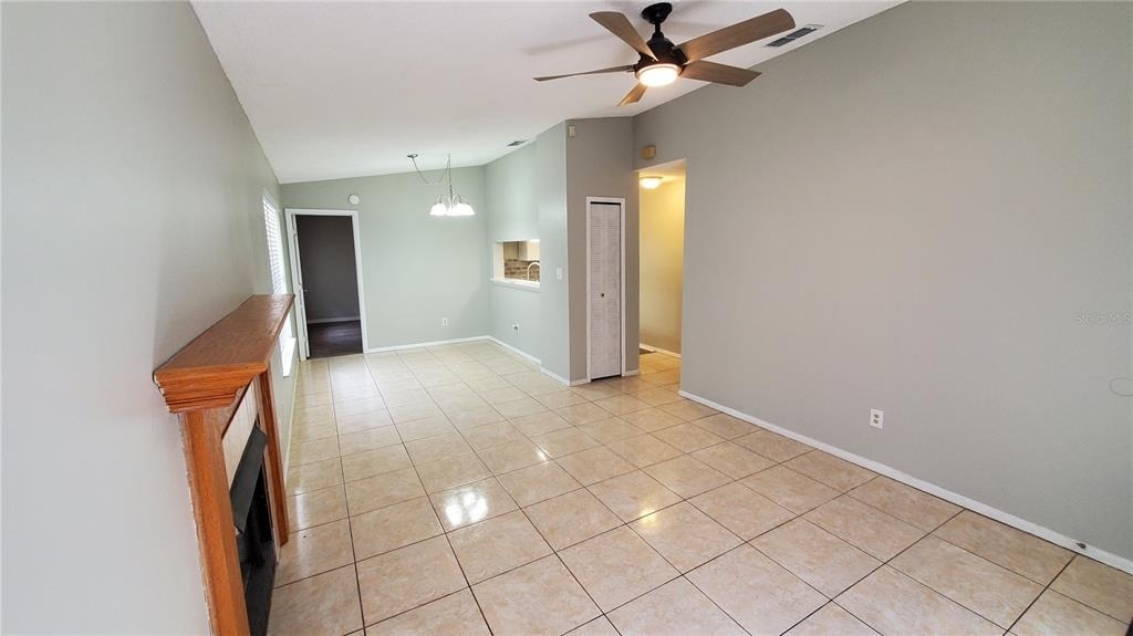 4858 S Semoran Boulevard - Photo 2