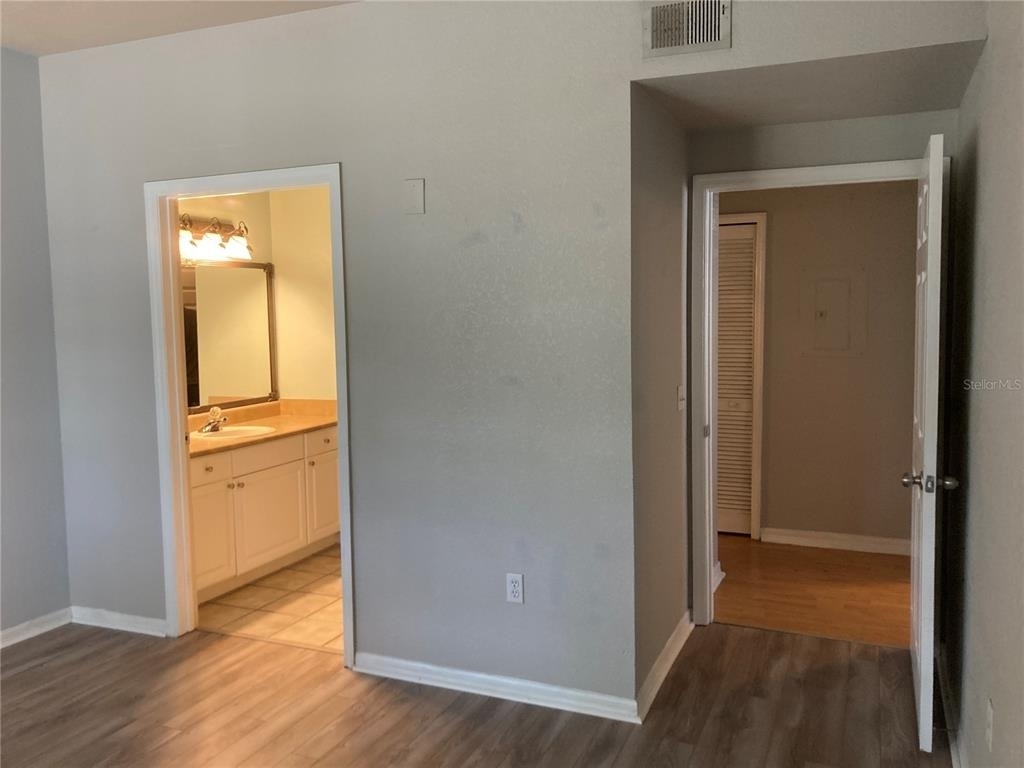 5541 Rosehill Road - Photo 12