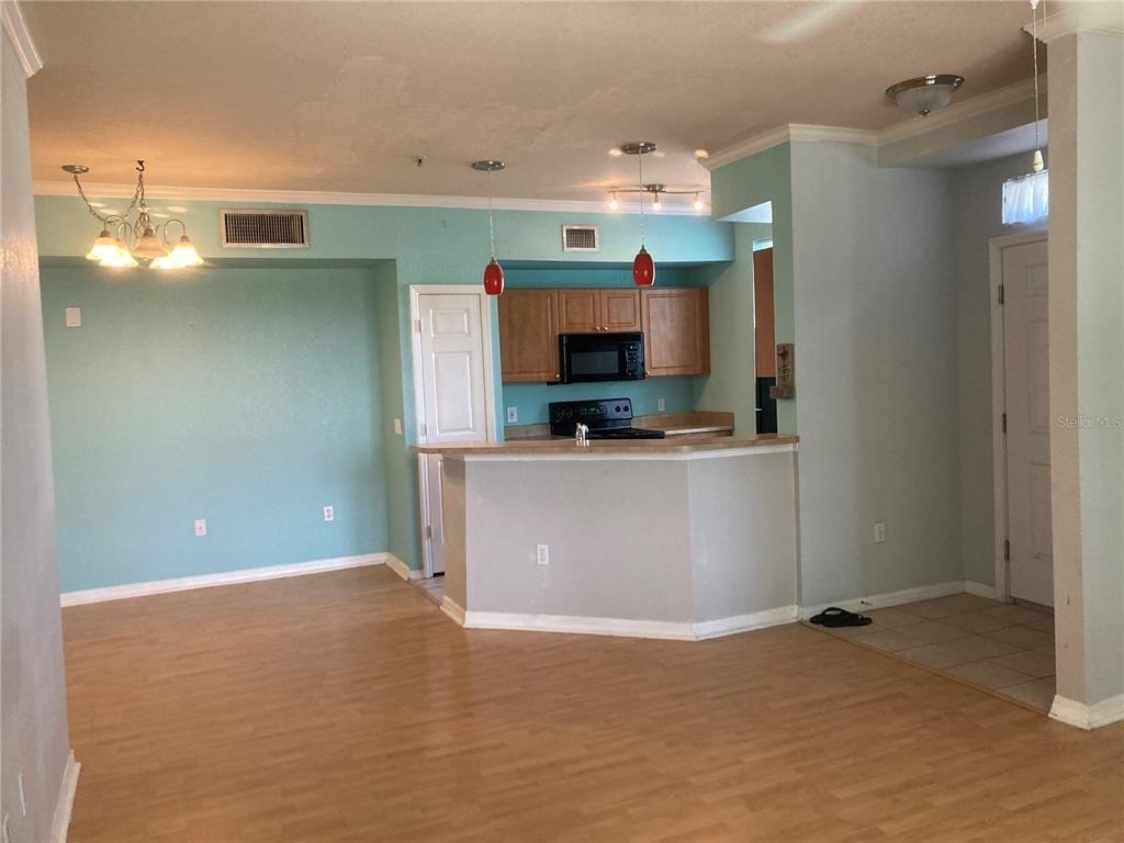 5541 Rosehill Road - Photo 8