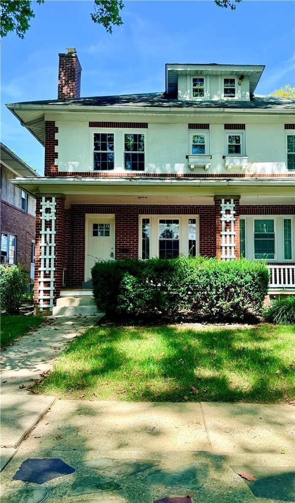 2305 Allen Street - Photo 0
