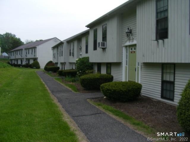18 Aspetuck Village - Photo 1