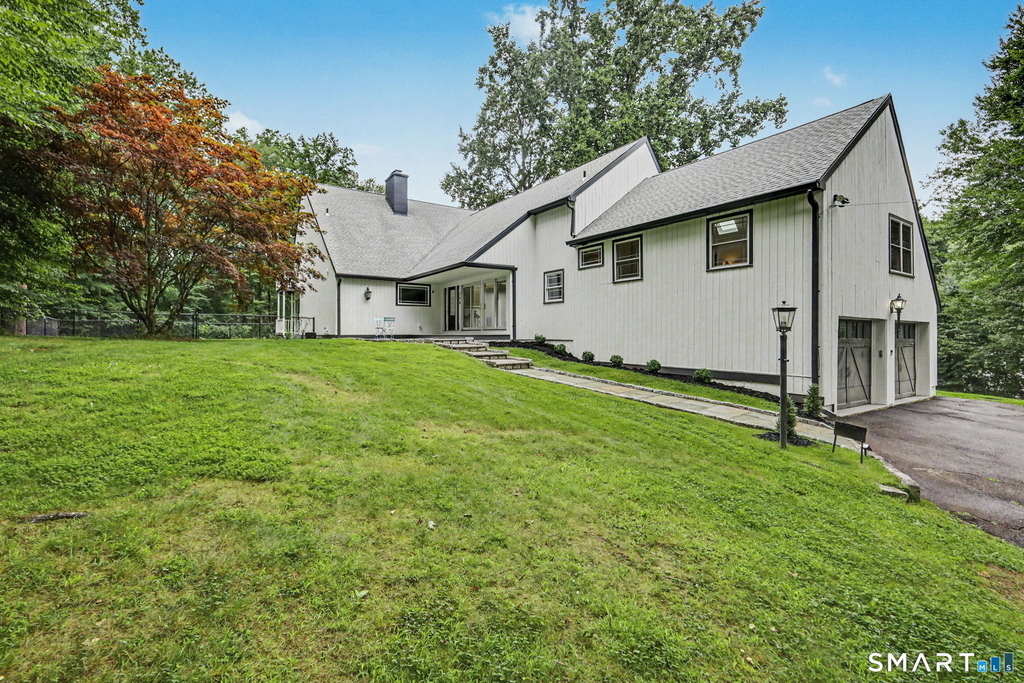 158 Steep Hill Road - Photo 0