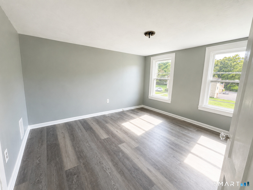 71 Freestone Avenue - Photo 8