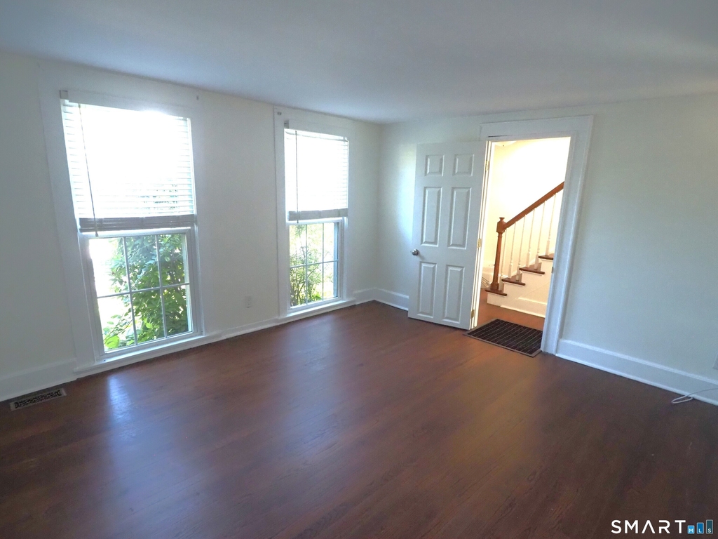 25-27 Hebron Road - Photo 10
