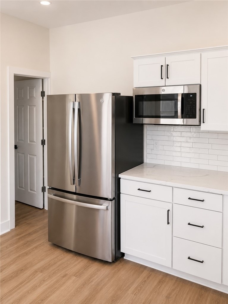 212 21st St - Photo 4