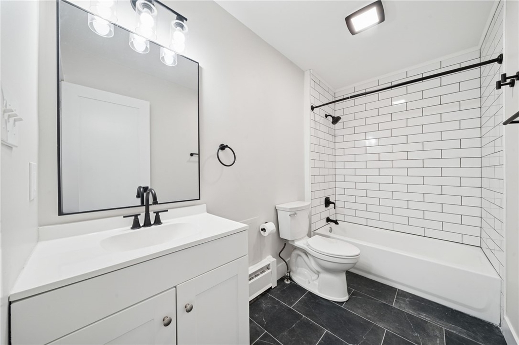 612 Hopkins St - Photo 12