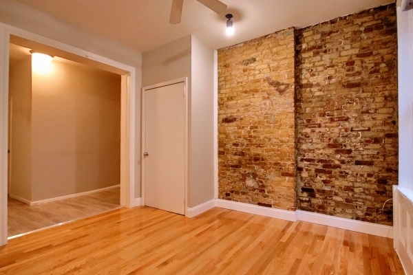  East 6th Street - Photo 2