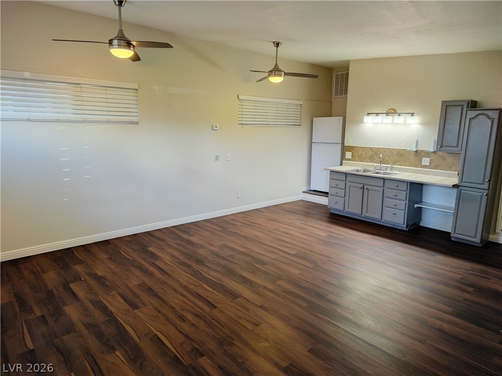 1155 Princess Katy Avenue - Photo 4