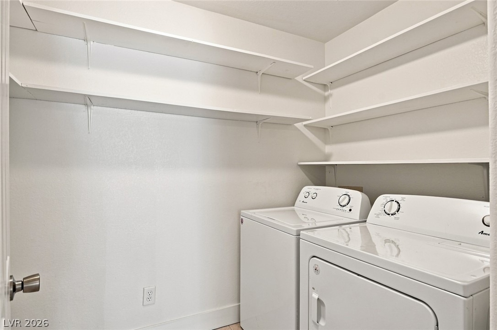 446 Winthrop Place - Photo 31