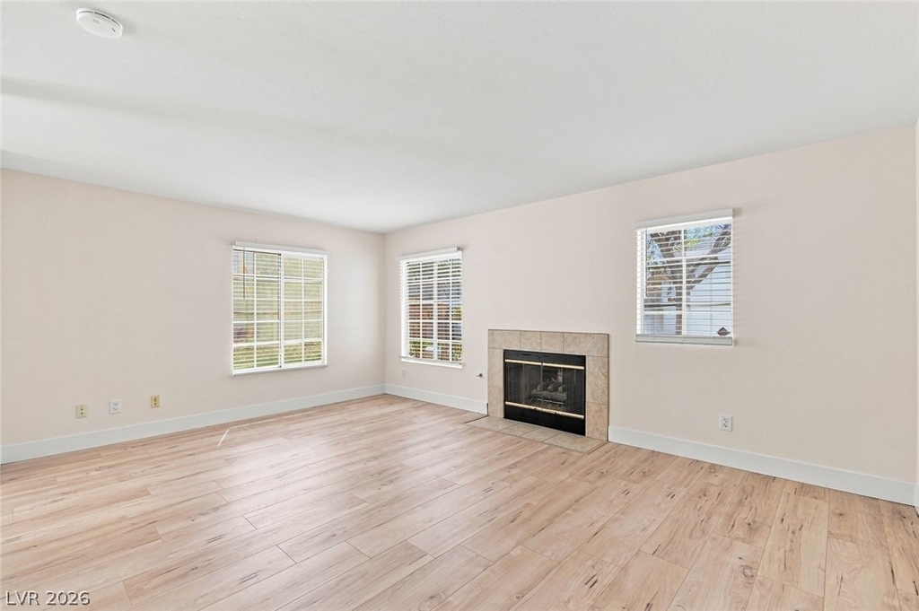 446 Winthrop Place - Photo 9