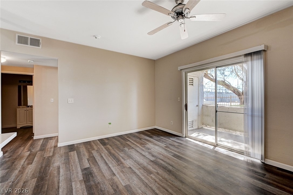 5650 E Sahara Avenue - Photo 4