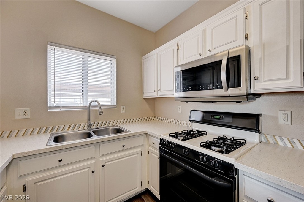 5650 E Sahara Avenue - Photo 12