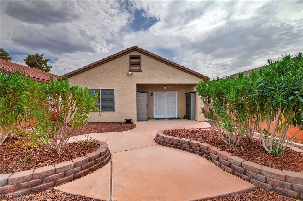 2118 Desert Woods Drive - Photo 18