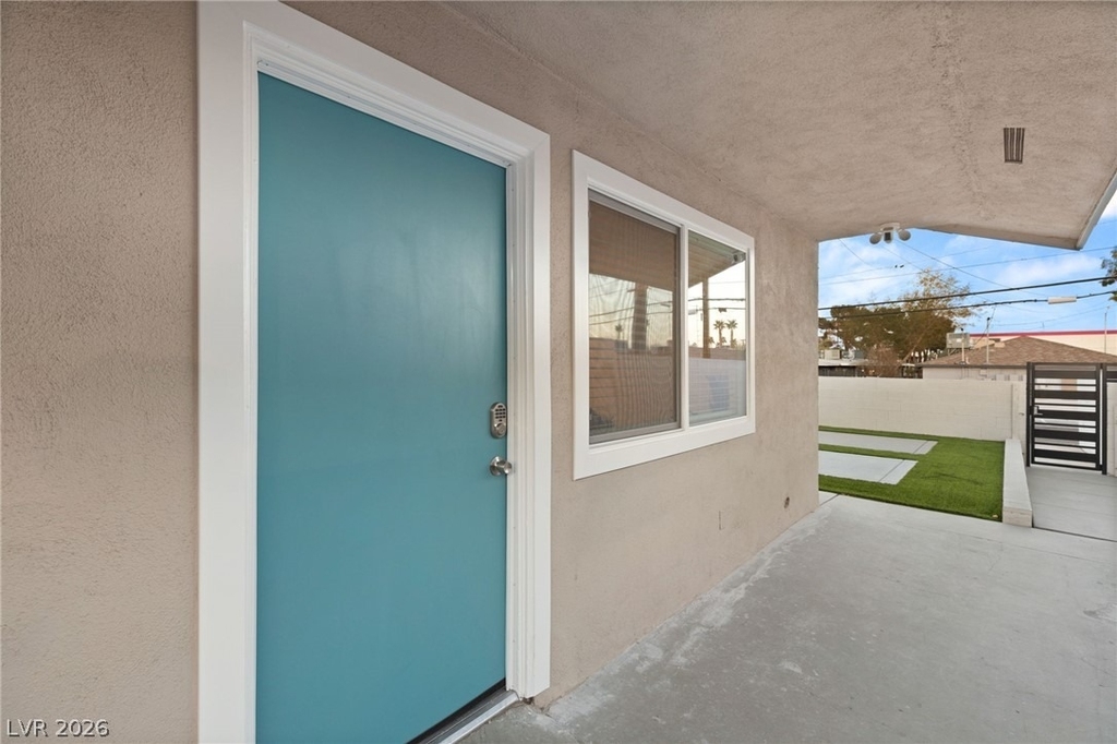 615 S 10th Street - Photo 1