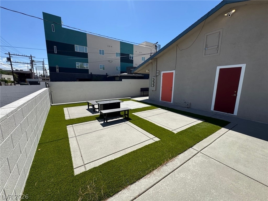 615 S 10th Street - Photo 15