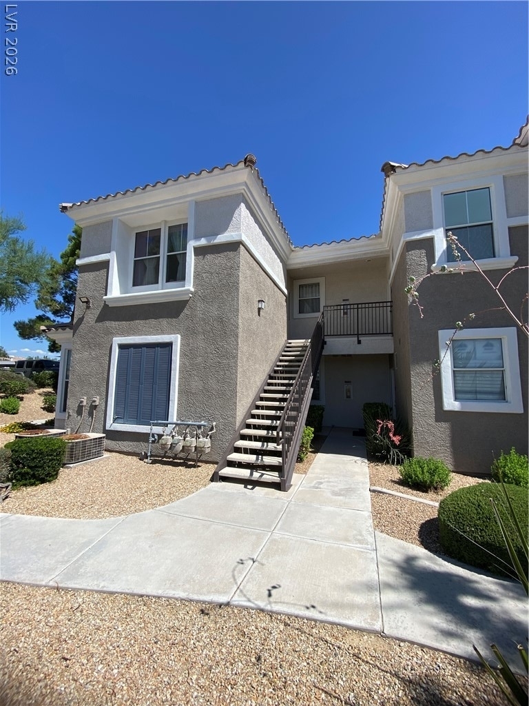 2325 Windmill Parkway - Photo 2