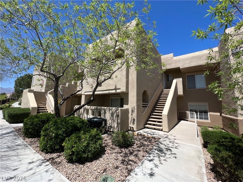 1901 Rio Canyon Court - Photo 0