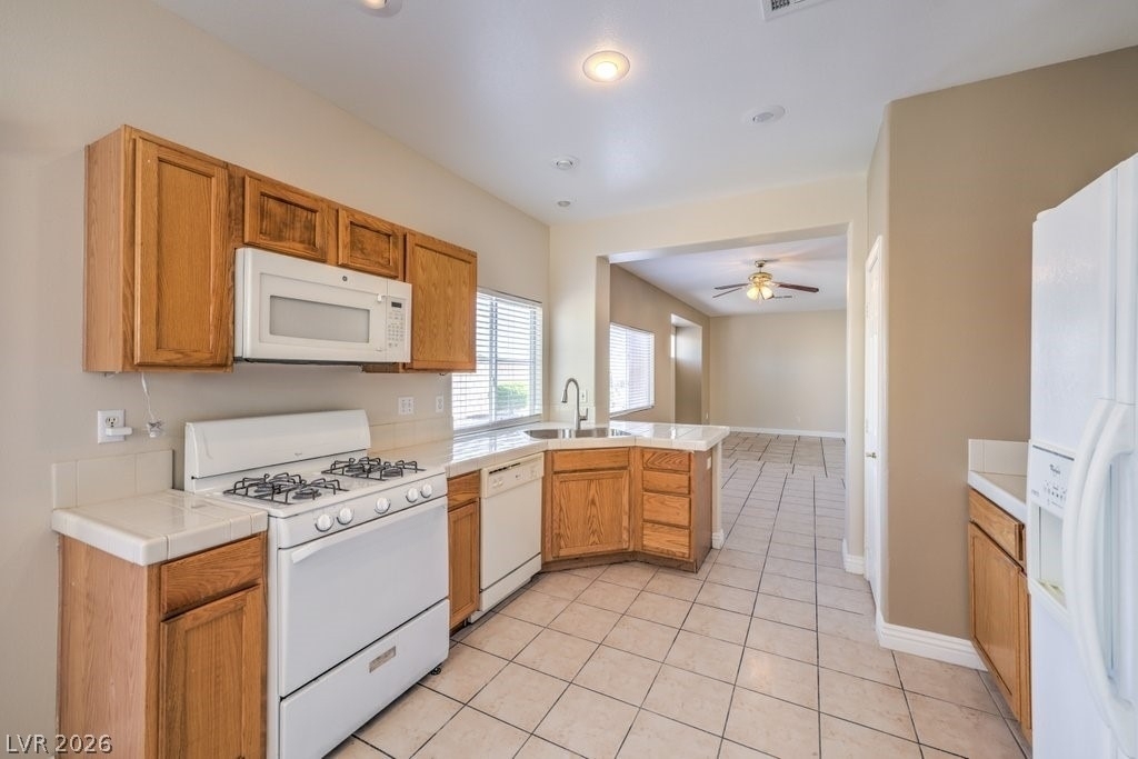 10540 Allthorn Avenue - Photo 10