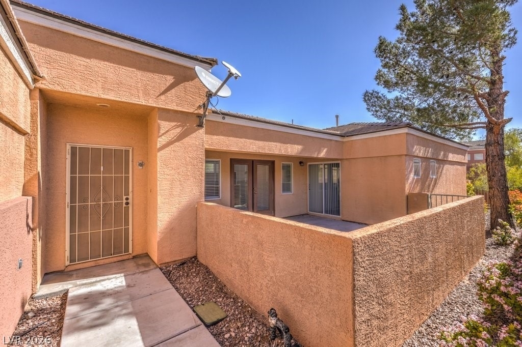 10540 Allthorn Avenue - Photo 2