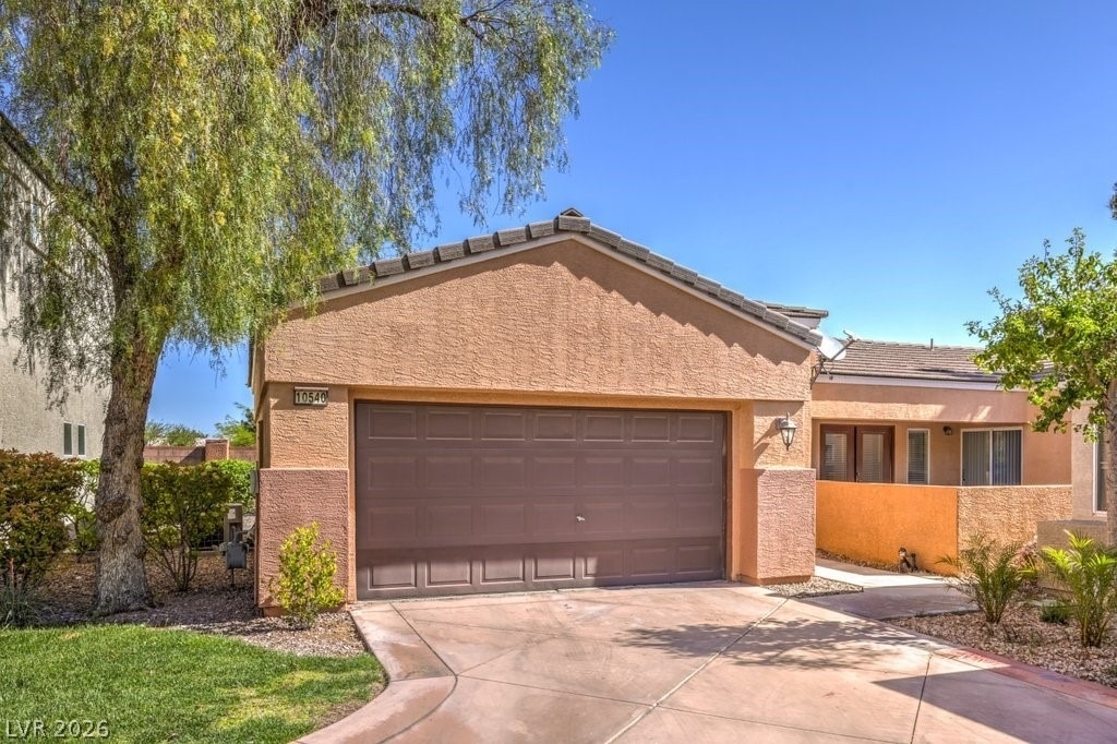 10540 Allthorn Avenue - Photo 0