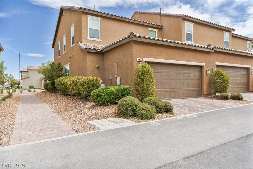 2495 Rofrano Place - Photo 19