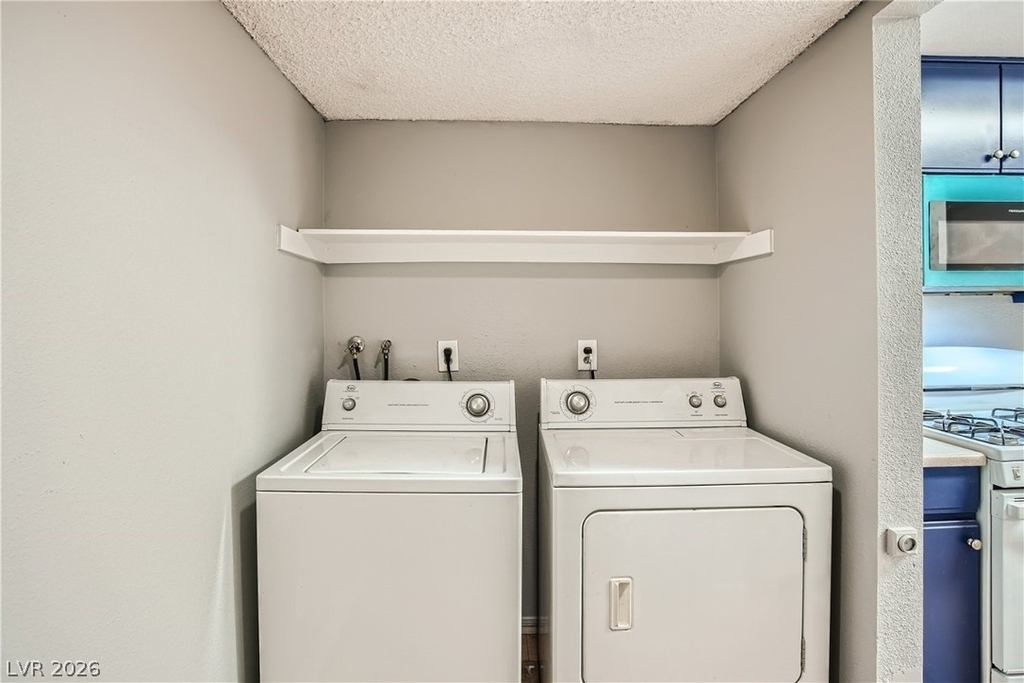 2910 Currant Lane - Photo 17