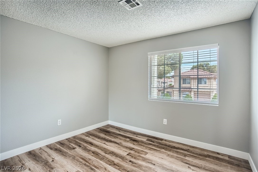 2910 Currant Lane - Photo 16