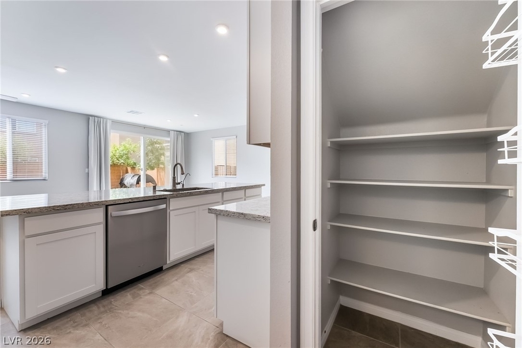 869 Greenspire Street - Photo 17