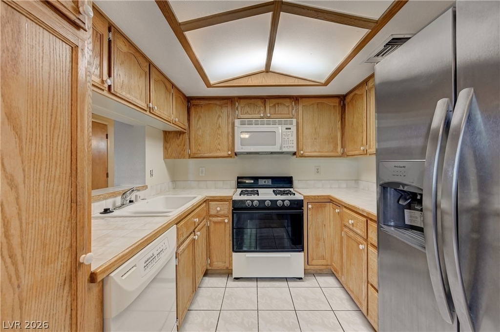 4096 Crete Lane - Photo 13