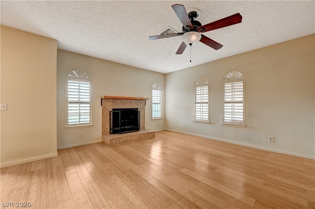 4096 Crete Lane - Photo 3