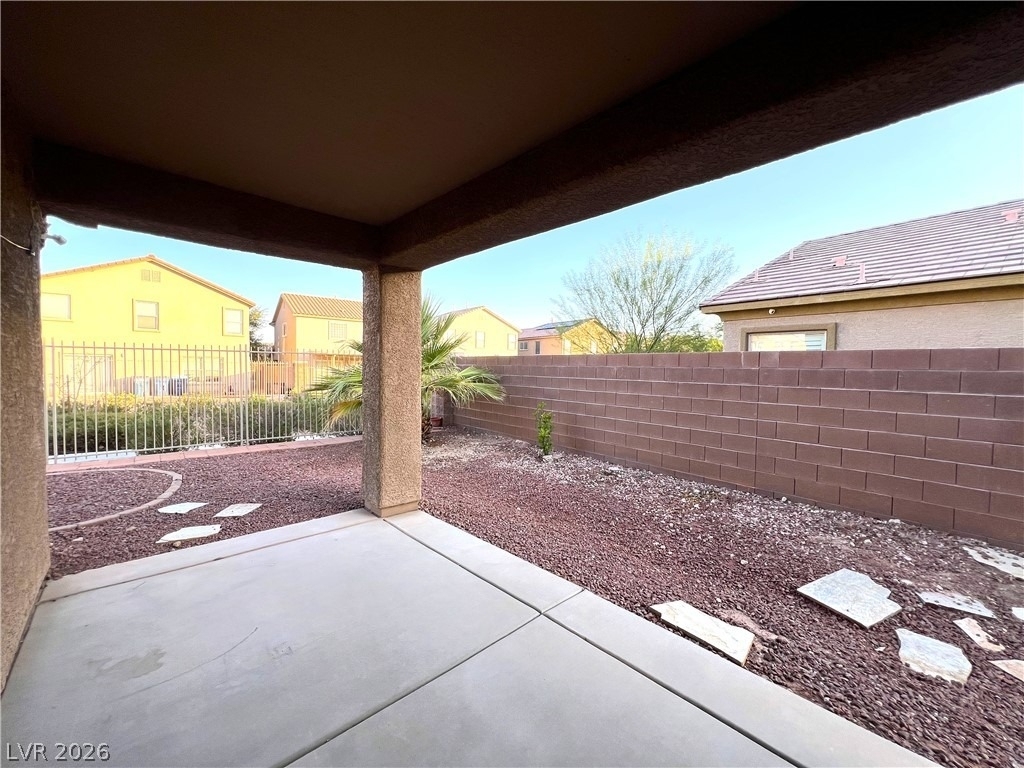 4205 Gliding Gulls Avenue - Photo 37
