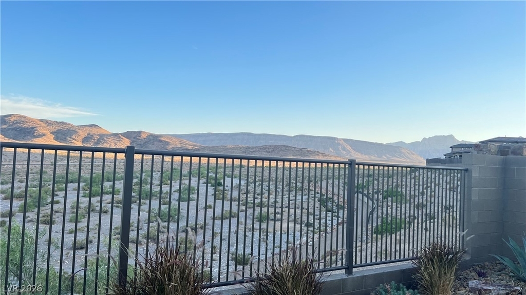 12389 Valley Chase Avenue - Photo 21