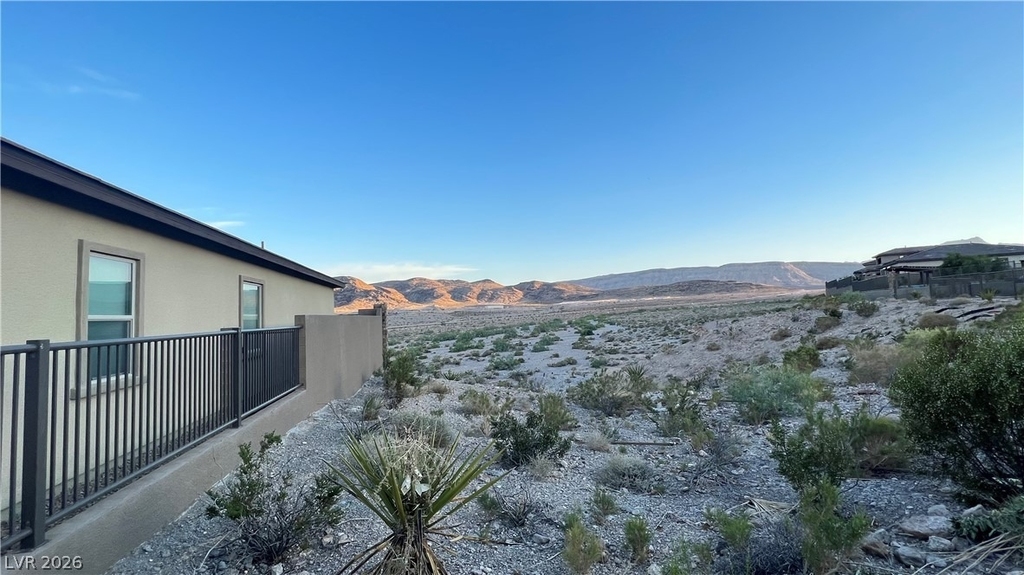 12389 Valley Chase Avenue - Photo 29