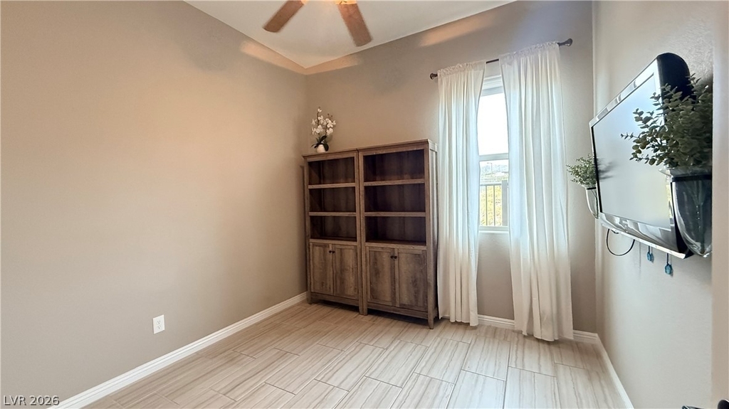 12389 Valley Chase Avenue - Photo 12